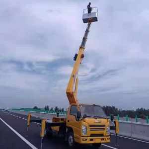 藍牌高空作業車